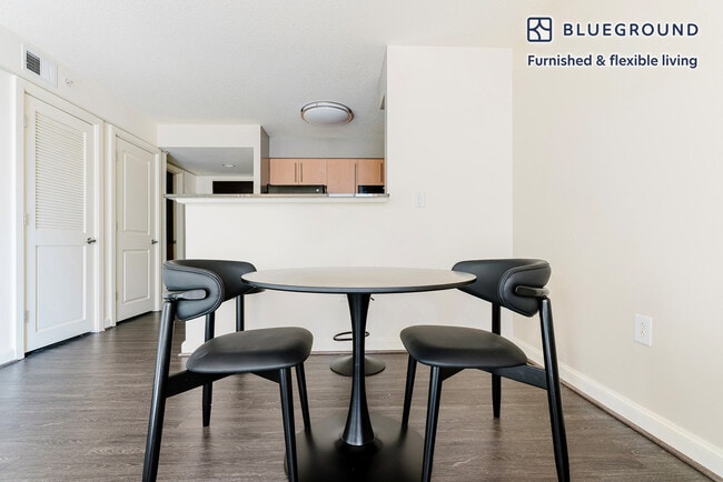 Building Photo - 4835 Cordell Ave