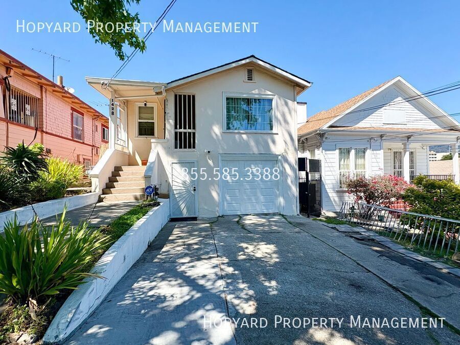 Foto principal - 1430 E 32nd St