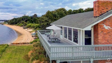 Bay Haven at Southold Apartments for Rent with a Swimming Pool ...