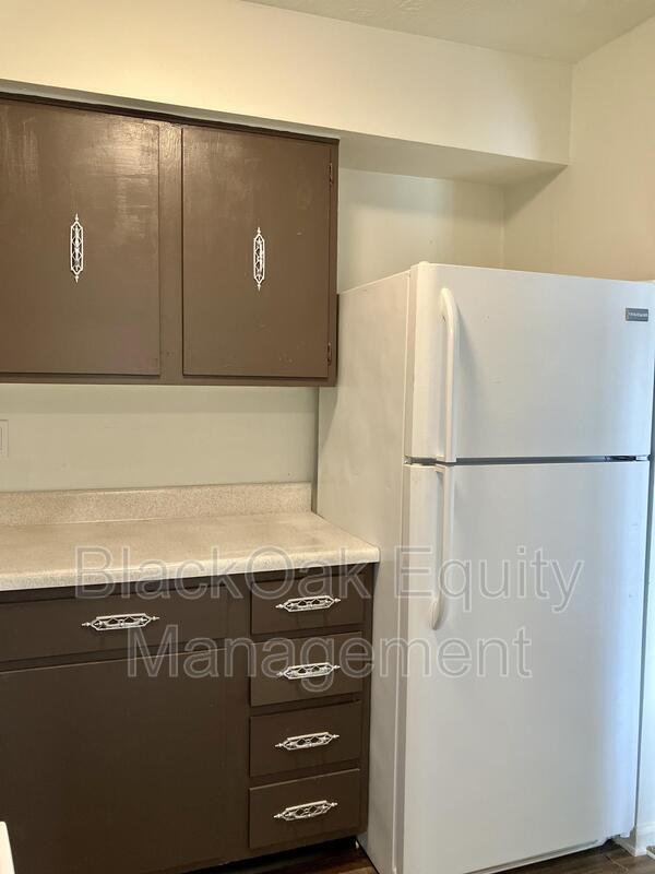 Foto del edificio - 735 Perryville St