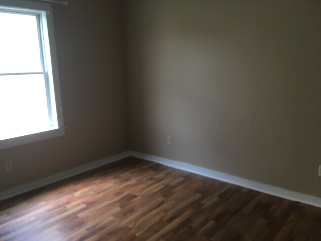 Foto del edificio - 657 Marion Ct