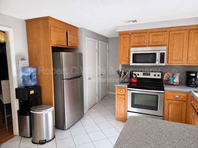 Photo - 23 Regency Ct Townhome