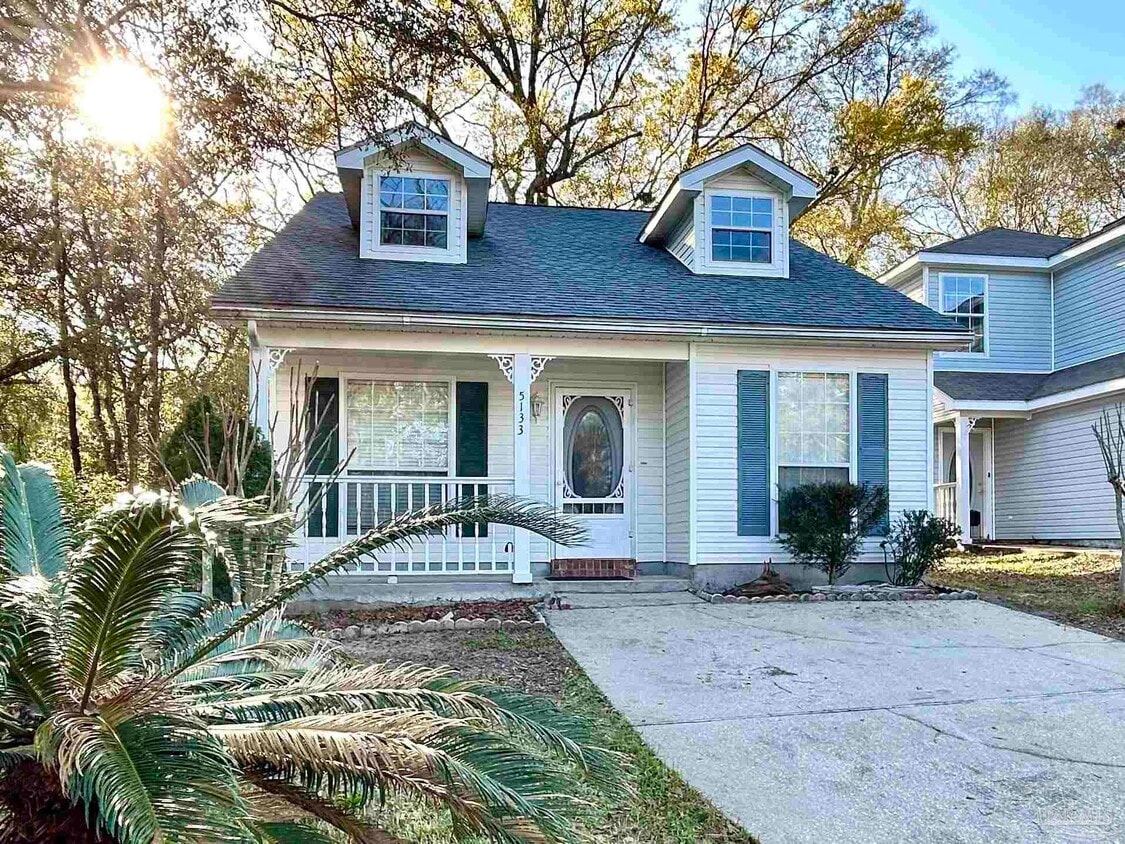 5133 Victoria Dr, Milton, FL 32570 House Rental in Milton, FL