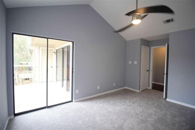 Building Photo - 3500 Tangle Brush Dr