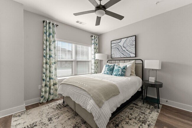 Interior Photo - Treesort Luxury Living