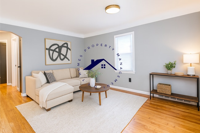 Foto del edificio - 7273 Evergreen Rd
