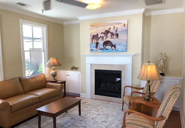 Foto del edificio - 225 Coach Light Way SW