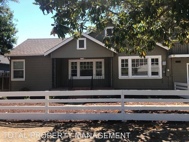 Building Photo - 4 br, 3 bath House - 766 14th AVENUE