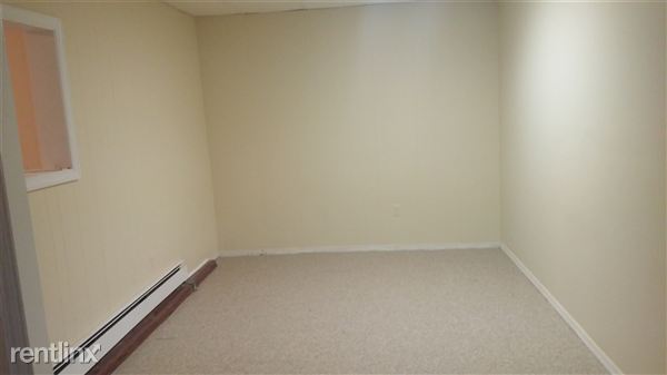 Building Photo - 164 Elmwood Ave