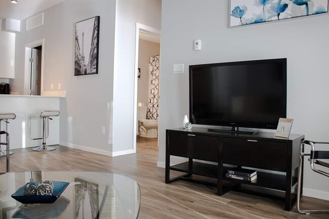 Building Photo - Harbour Landing