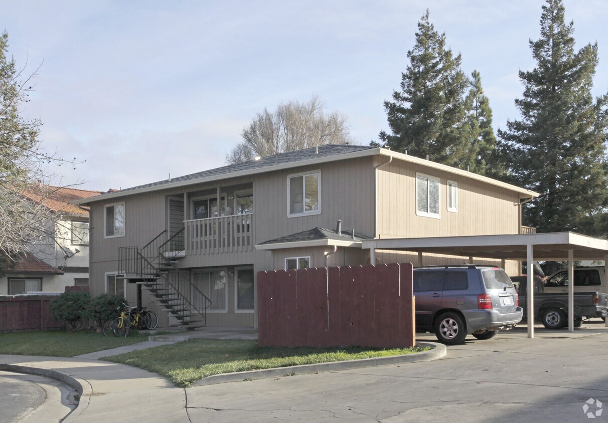 Foto principal - 1351 Carmela Ct