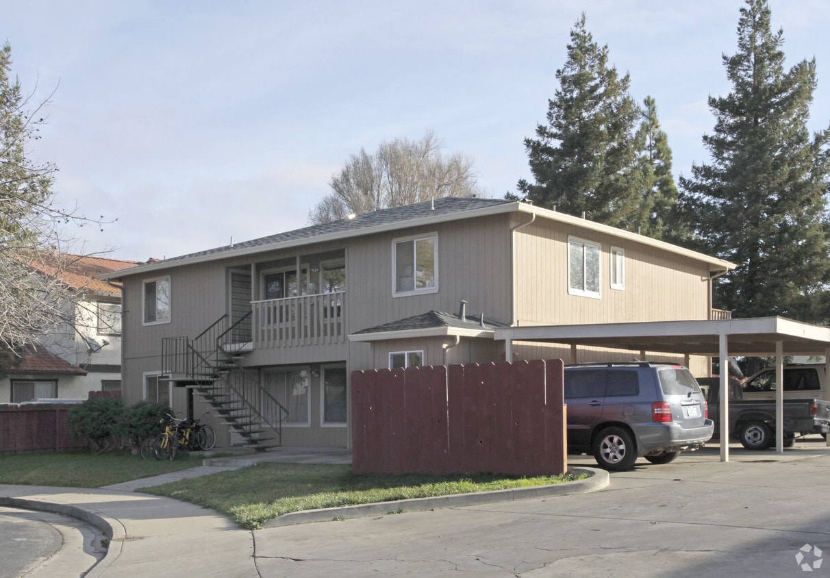 Primary Photo - 1351 Carmela Ct