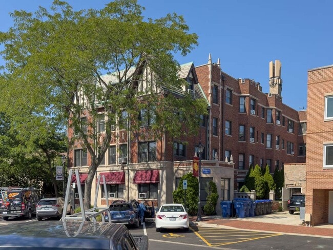 Building Photo - 378 Hazel Ave