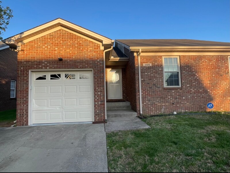 Primary Photo - 144 Garnet Dr