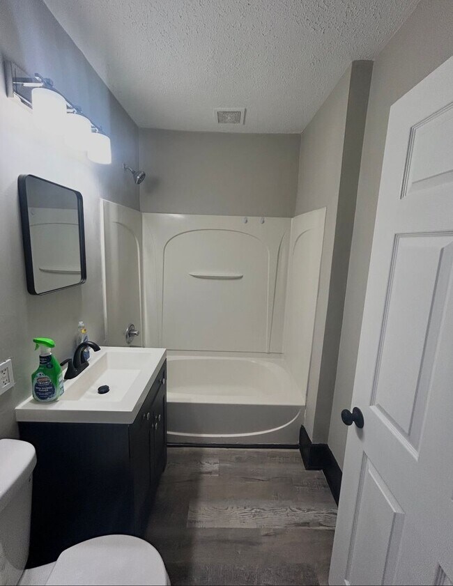 Foto del edificio - Gorgeous Updated 3 bedroom house!