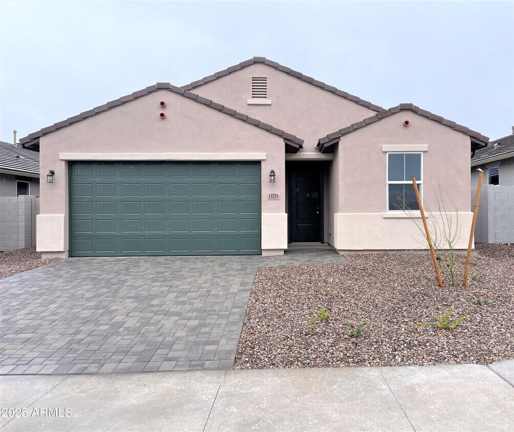Foto principal - 13233 W Buckskin Trl