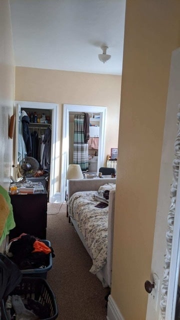 Building Photo - 632 E 3rd St