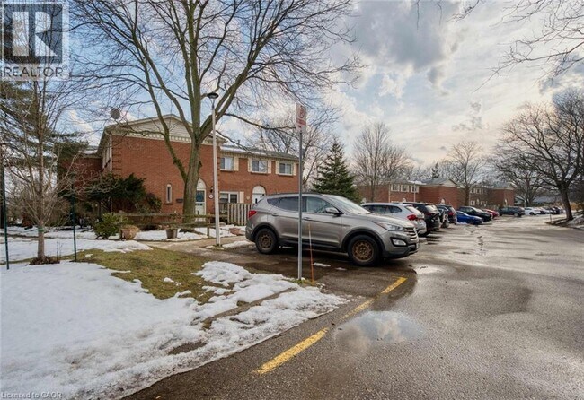 Building Photo - 400 Homestead Ct