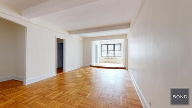 Building Photo - 141 E 56th St
