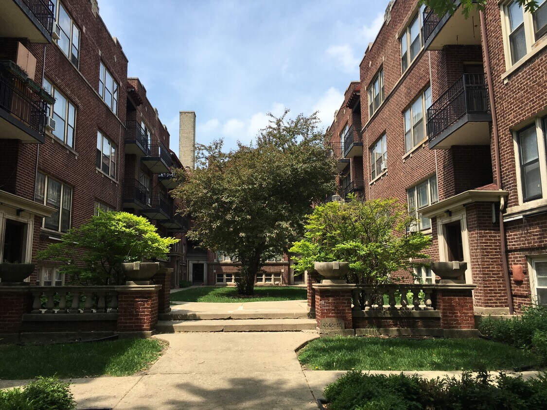 Foto del edificio - 4046 N Keystone Ave