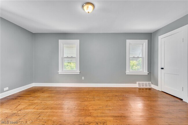 Foto del edificio - 11301 Fortune Ave