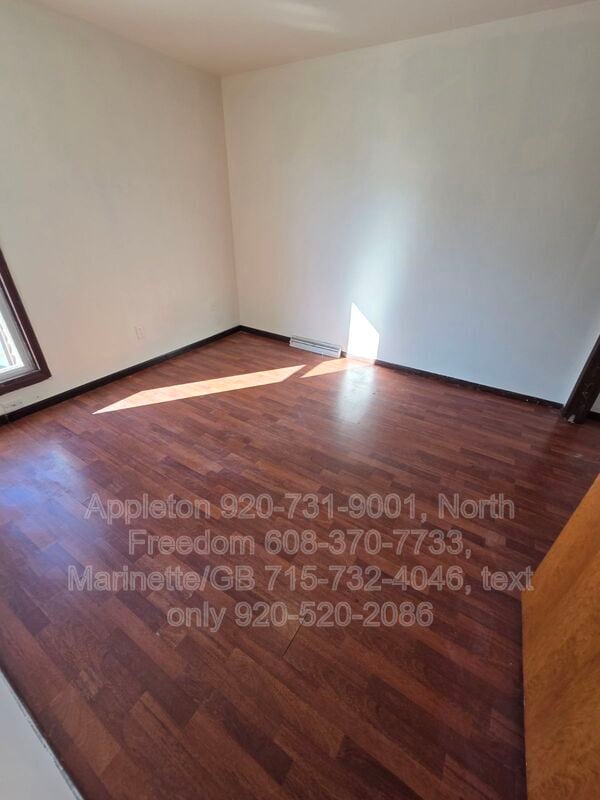 Building Photo - 560 Spinnaker Ln
