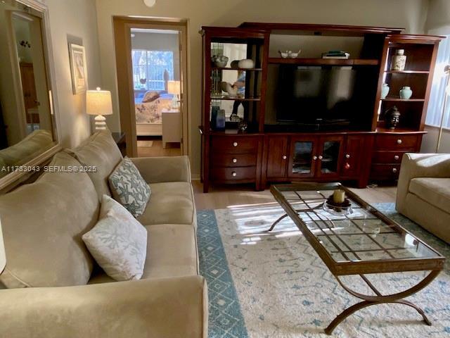 Foto del edificio - 442 Pine Glen Ln