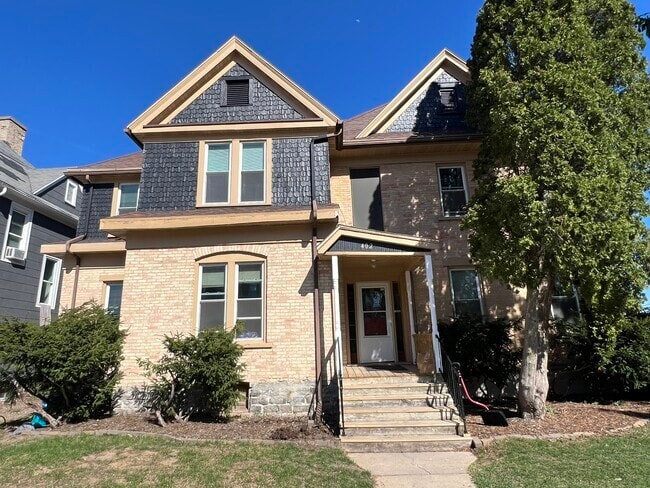 Building Photo - 402 N Morrison St