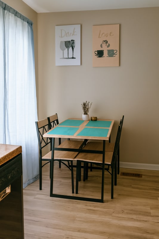 Building Photo - 1369 Andrea St