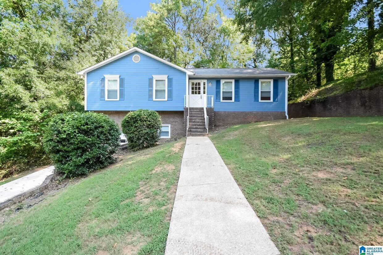 Primary Photo - 920 19th Ave NW