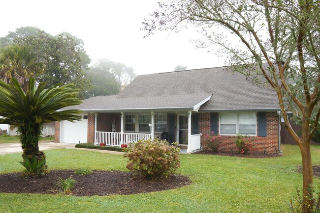 Foto del edificio - 31 Driftwood Ave SW