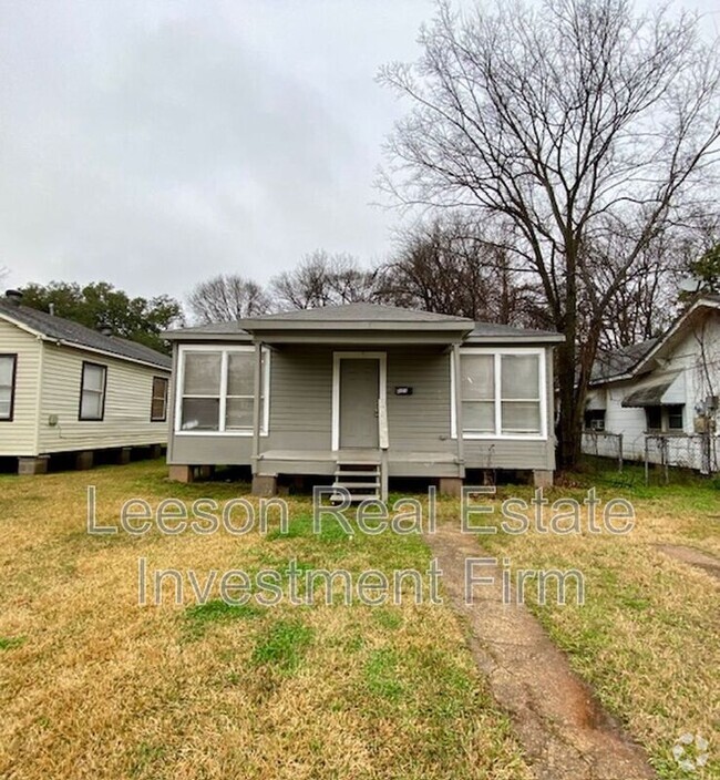 Building Photo - 501 Wyche St