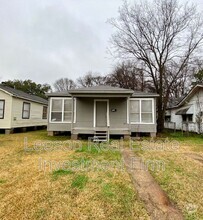 Building Photo - 501 Wyche St
