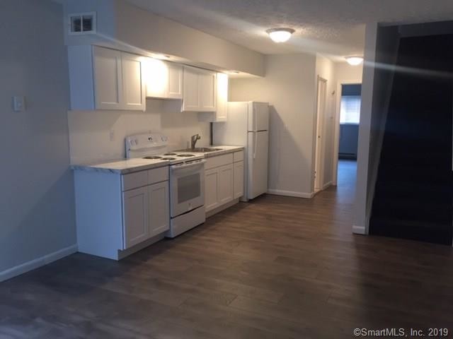 Foto principal - 655 Fitch St