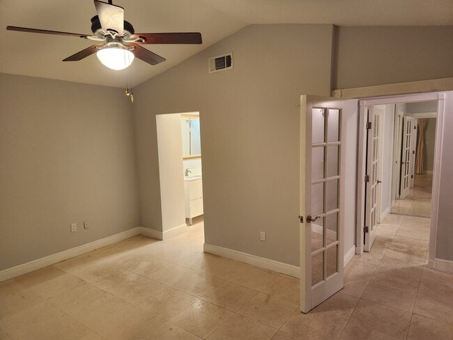 Photo - 10925 SW 75th St Townhome