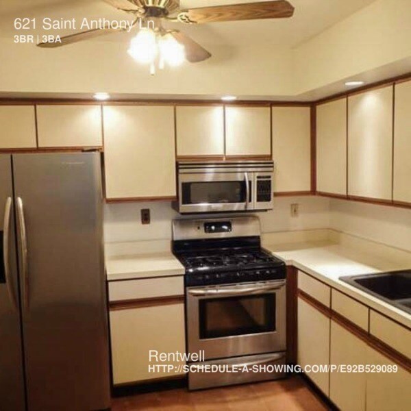 Building Photo - 621 Saint Anthony Ln