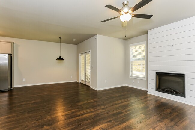 Foto del edificio - 1178 Spring Marsh Ct NE