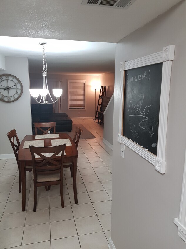 Primary Photo - 290 Appleby Dr