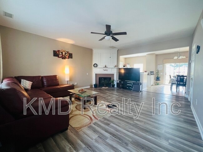 Building Photo - 3203 Mannington Dr