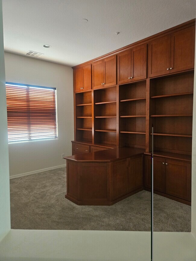 Foto del edificio - 12528 W Milton Dr