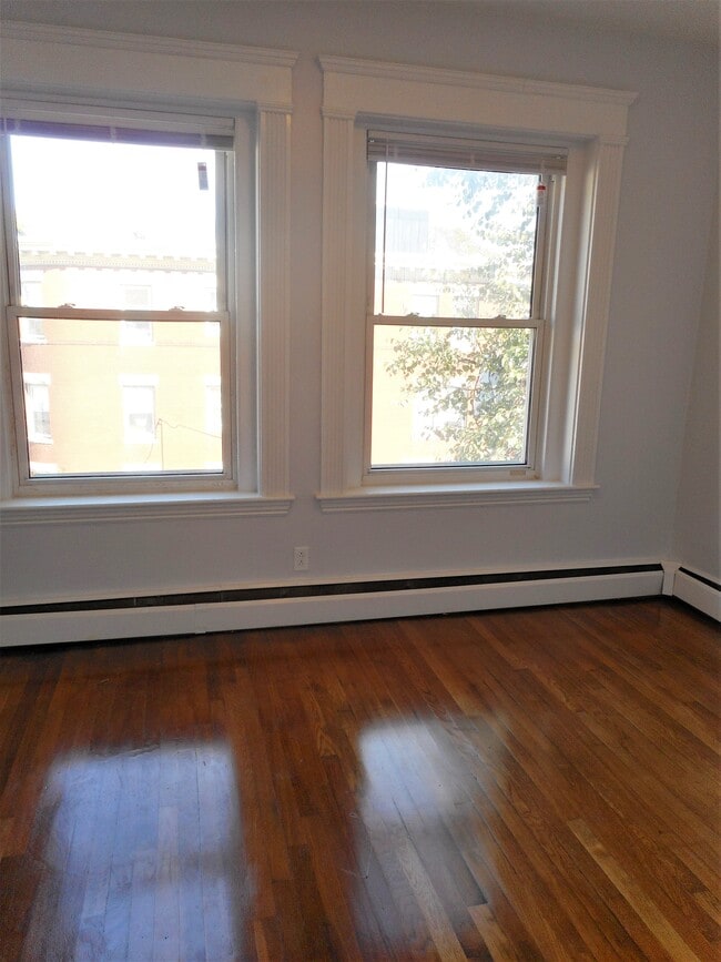 Building Photo - 60 Gorham Ave