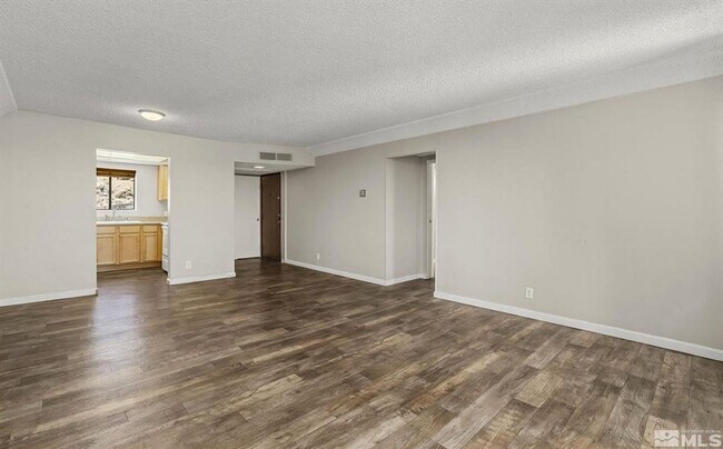 Building Photo - 41 Vista Rafael Parkway, Reno, NV 89503