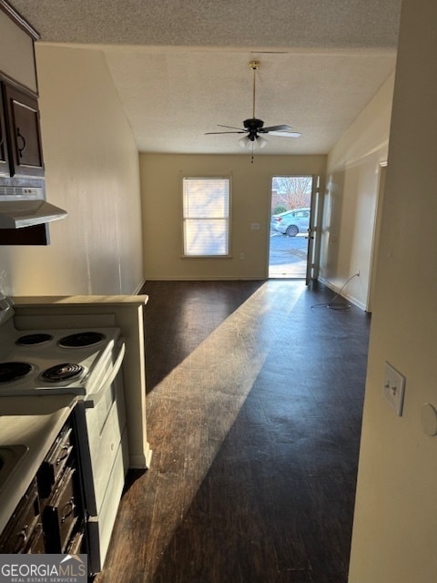 Foto del edificio - 230 Lanier Dr