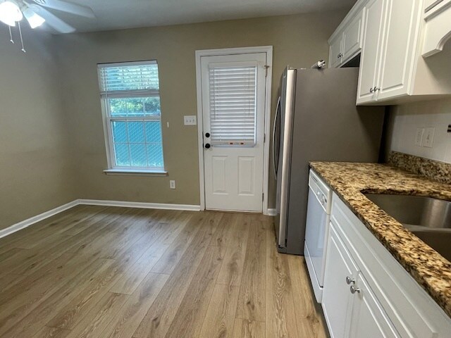 Foto del edificio - 556 Edgecliff Ln