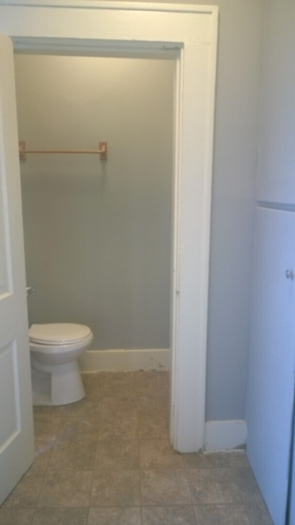 Building Photo - 620-622 South 10th Street