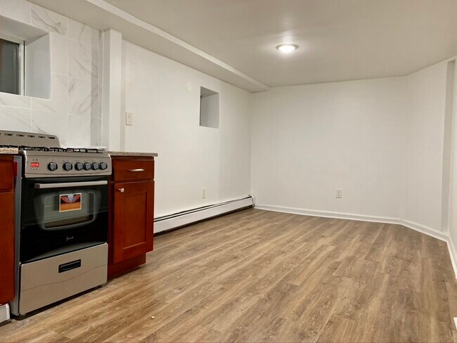 Foto del edificio - 19 Laidlaw Ave