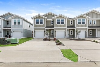 Building Photo - 1660 Caleigh Ct