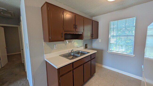 Foto del edificio - 837 Graymont Ave W