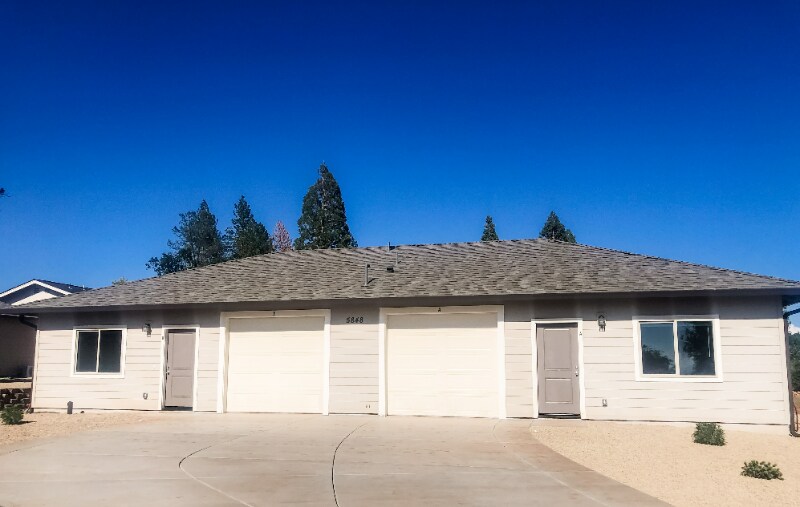 Primary Photo - 5850 Black Olive Dr