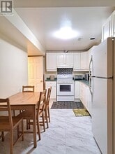 Building Photo - 22 Townley Crescent
